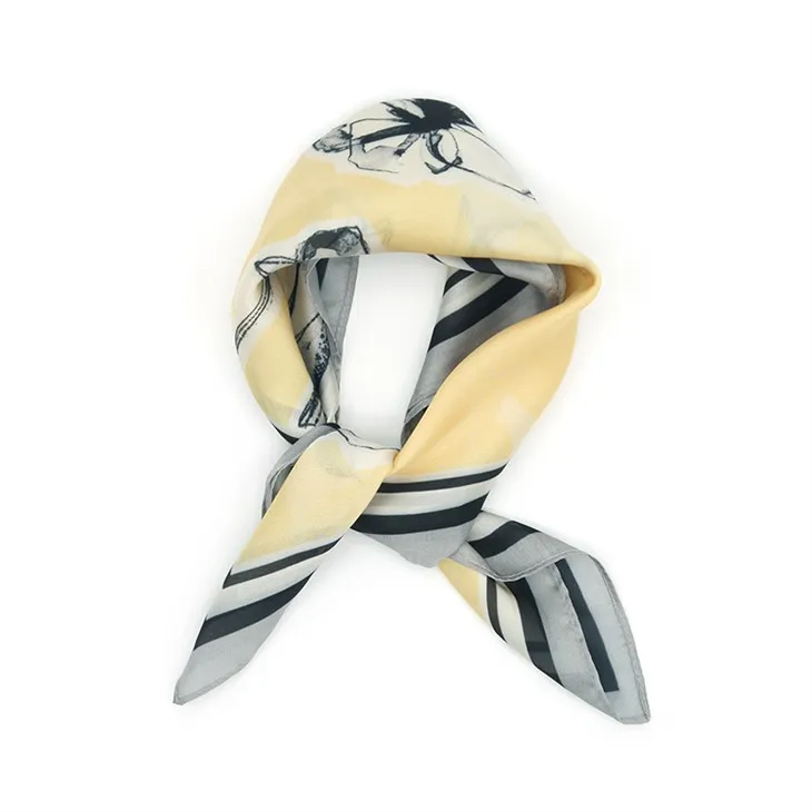 Klasické kvetinové poly šatky