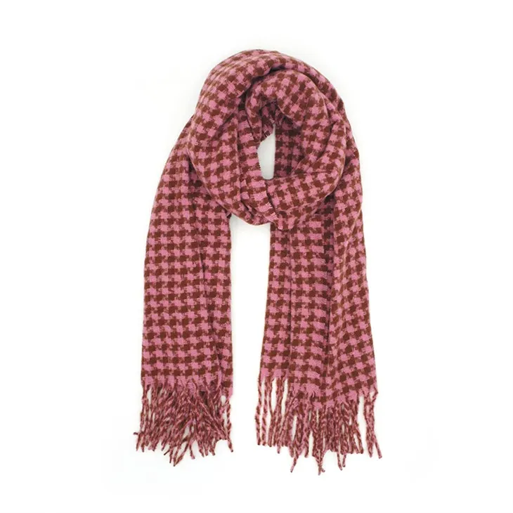 Dlhý polyesterový šál