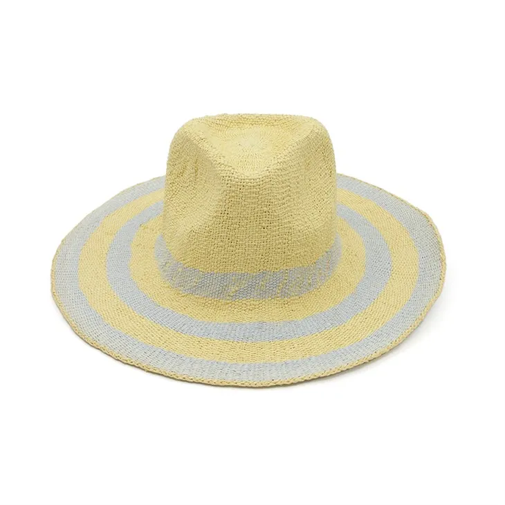 Klobúky z papierových vedier