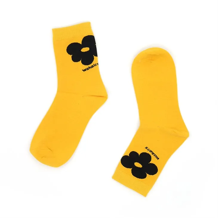 Nylonové ponožky s žltou potlačou